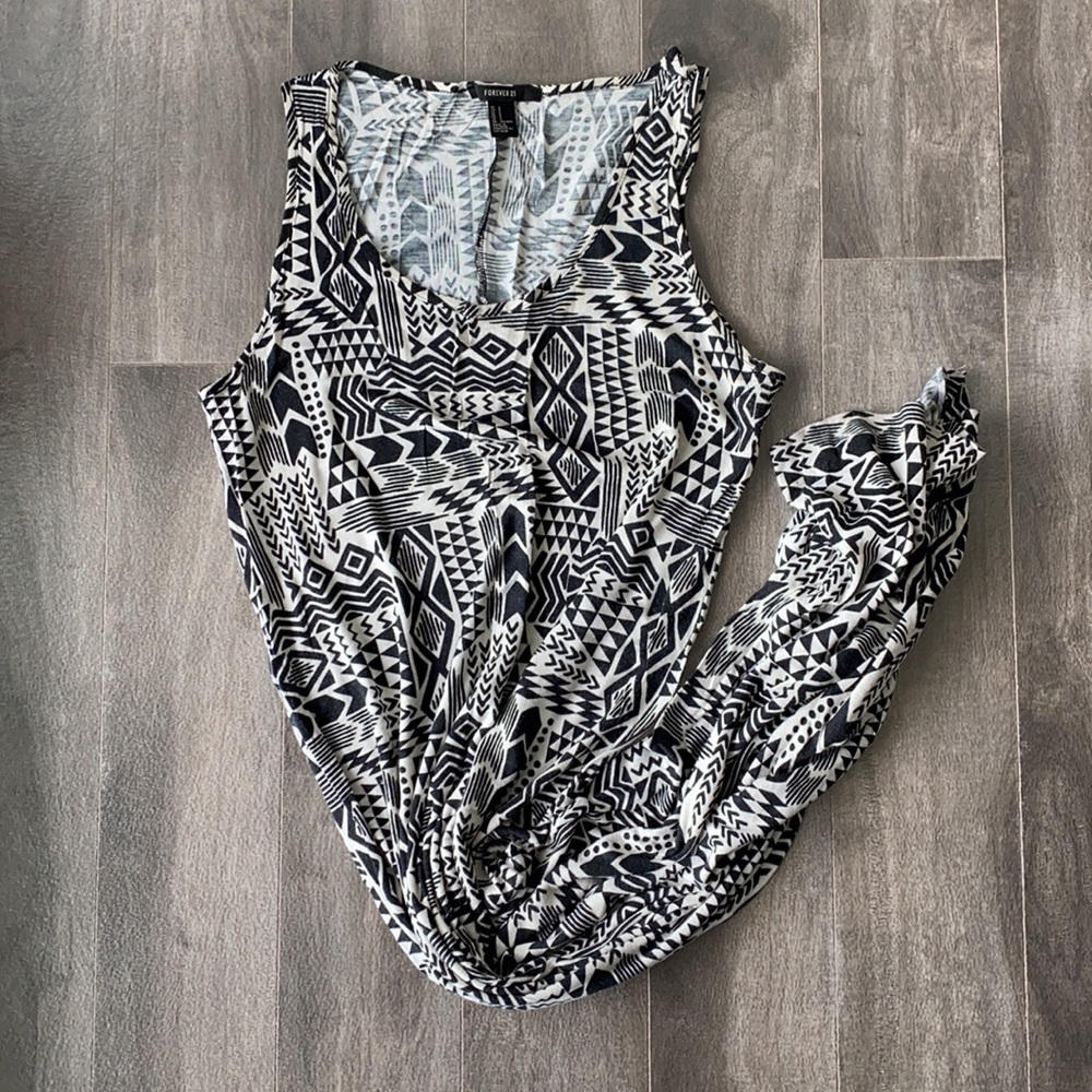 Women’s Forever21 Aztec pattern maxi dress